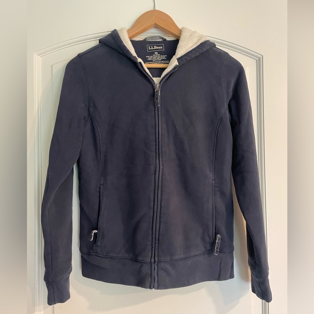 L.L. Bean Dark Blue Hoodie Jacket Fleeve Lined